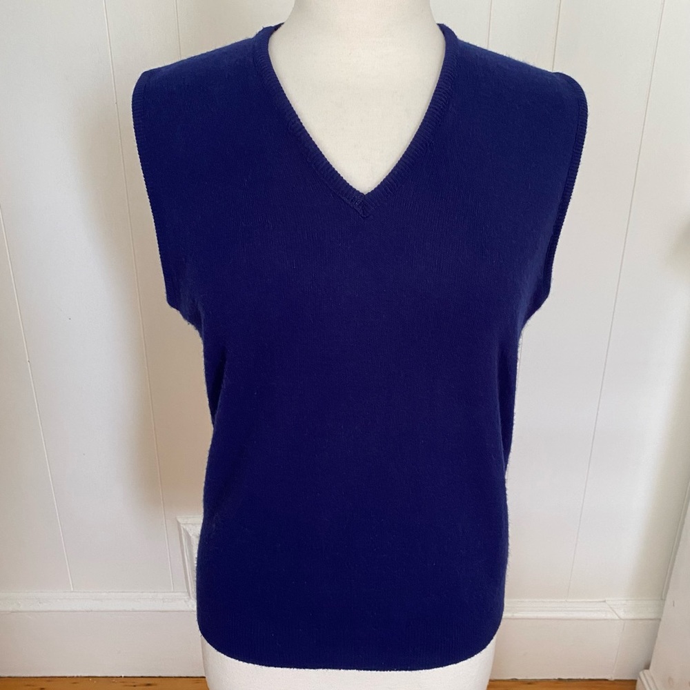 Vintage V-neck Pullover Sleeveless Sweater or Vest Navy Blue M